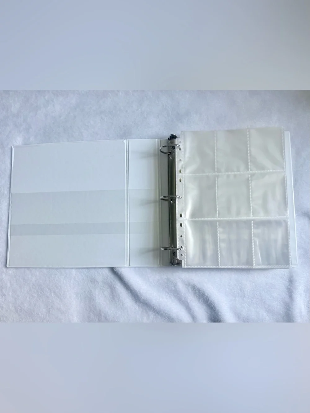 White 3-Ring Binder W/ Trading Card Page Sleeves 120 Sheets
